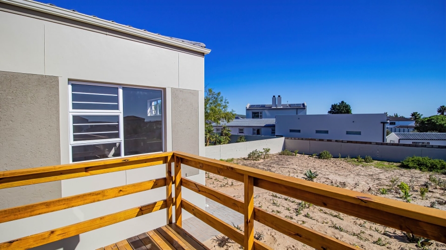 4 Bedroom Property for Sale in Country Club Western Cape